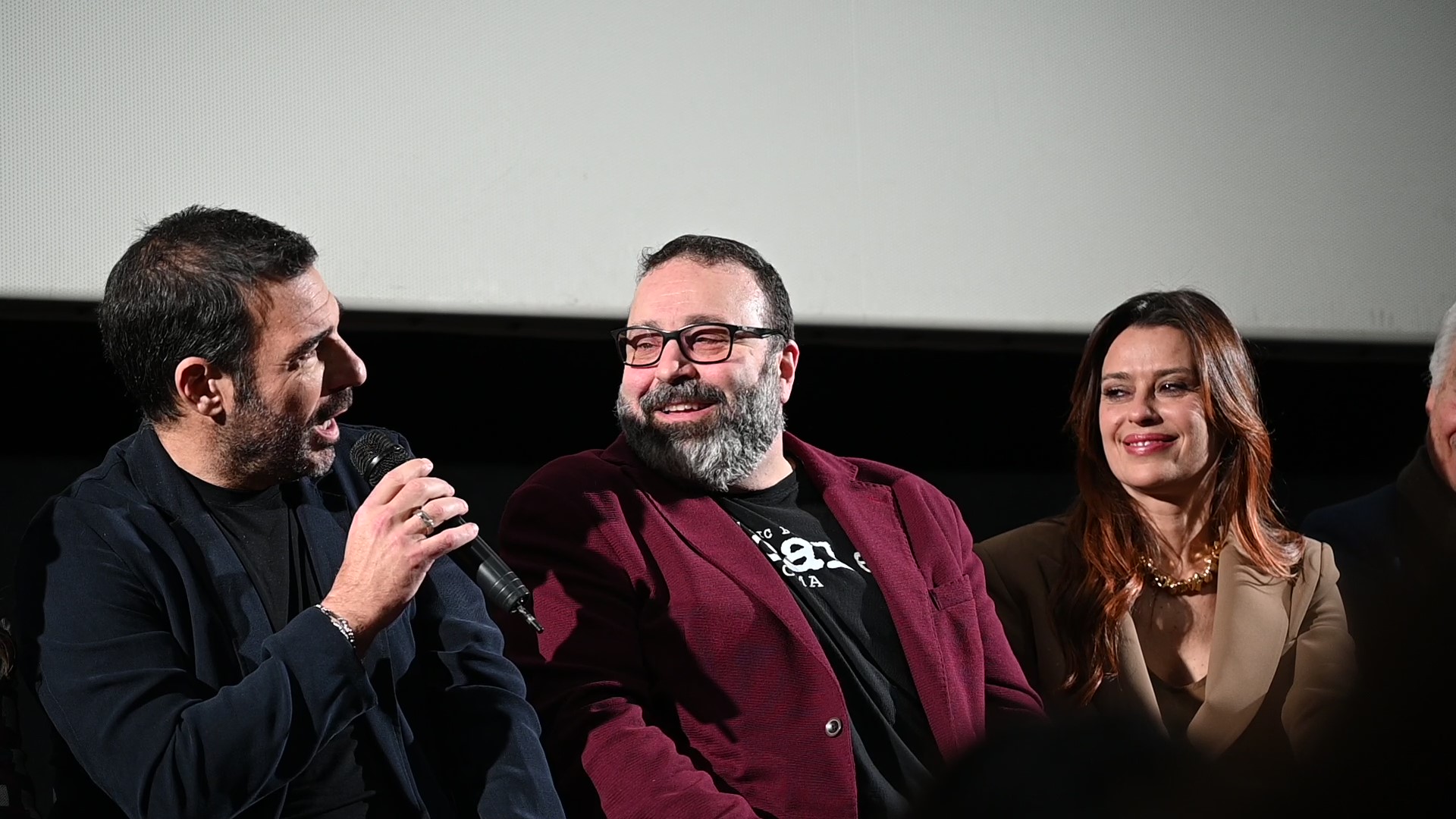 Al cinema “2 Cuori e 2 Capanne” con Claudia Pandolfi e Edoardo Leo (video)