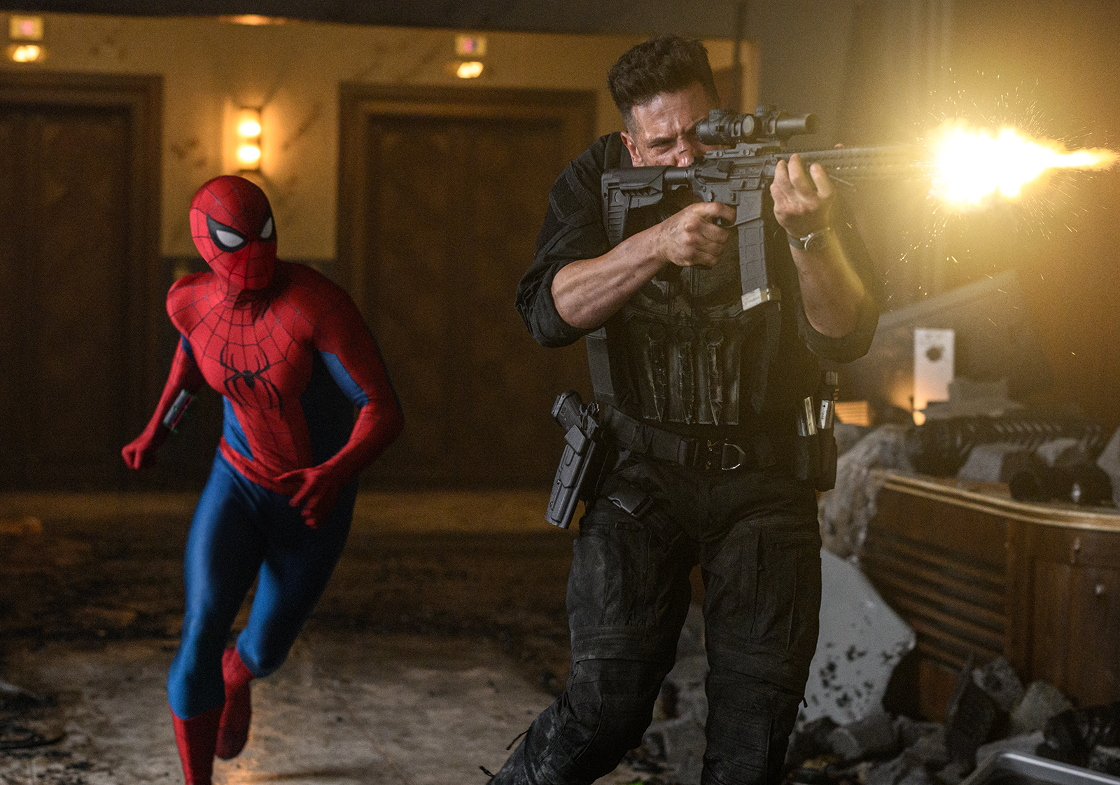 Spider-Man and The Punisher (Jon Bernthal) in Columbia Pictures SPIDER-MAN™: BRAND NEW DAY. photo by: Jay Maidment