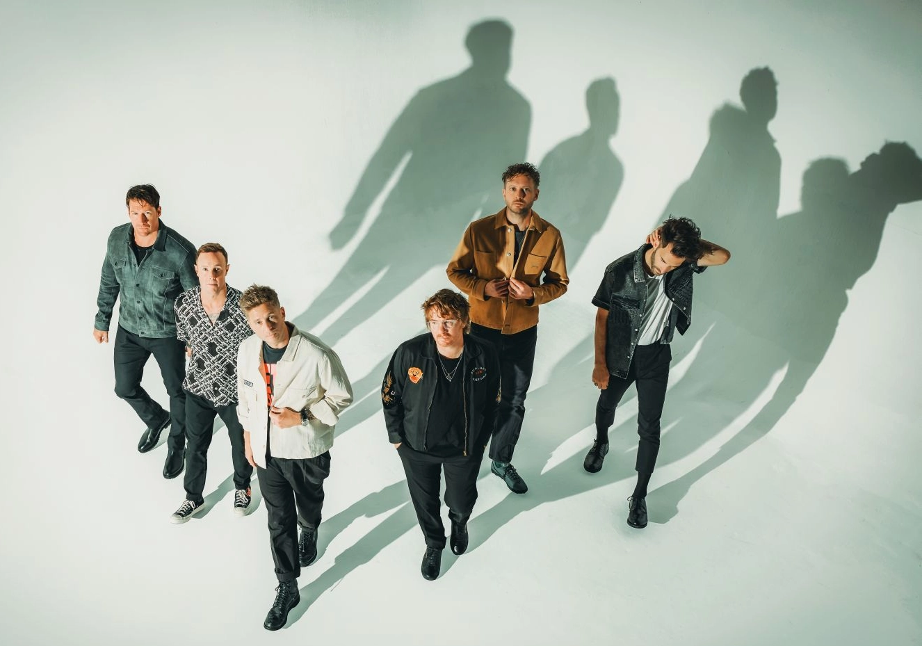 OneRepublic, fuori “Pay That Toll”: il nuovo singolo tra pop-folk e riflessione