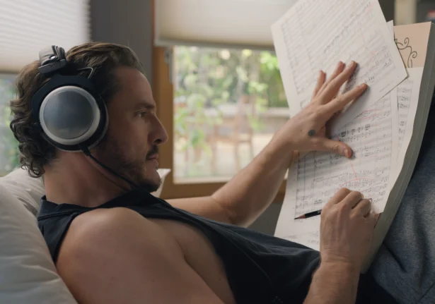 Behemoth! Una Vita. Da Ricomporre.: trailer e poster del film di Tony Gilroy con Pedro Pascal. In sala dal 3 dicembre